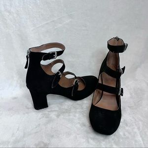 Indigo rd. Black zip up chunky heels size 8.5